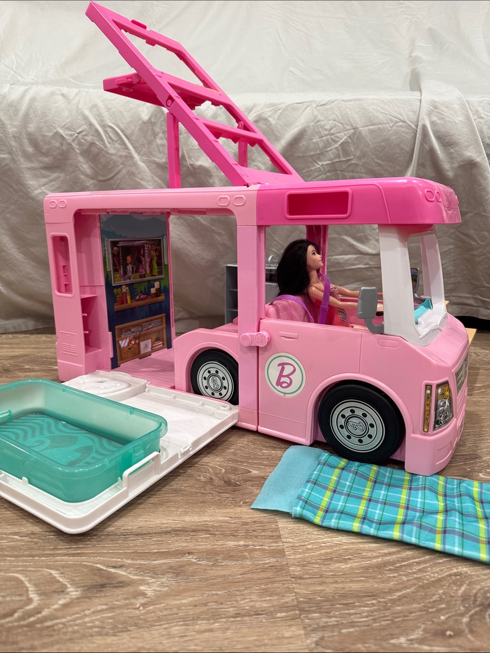 Barbie Pink Play Camper Van with Teal Tray and Plaid Mat